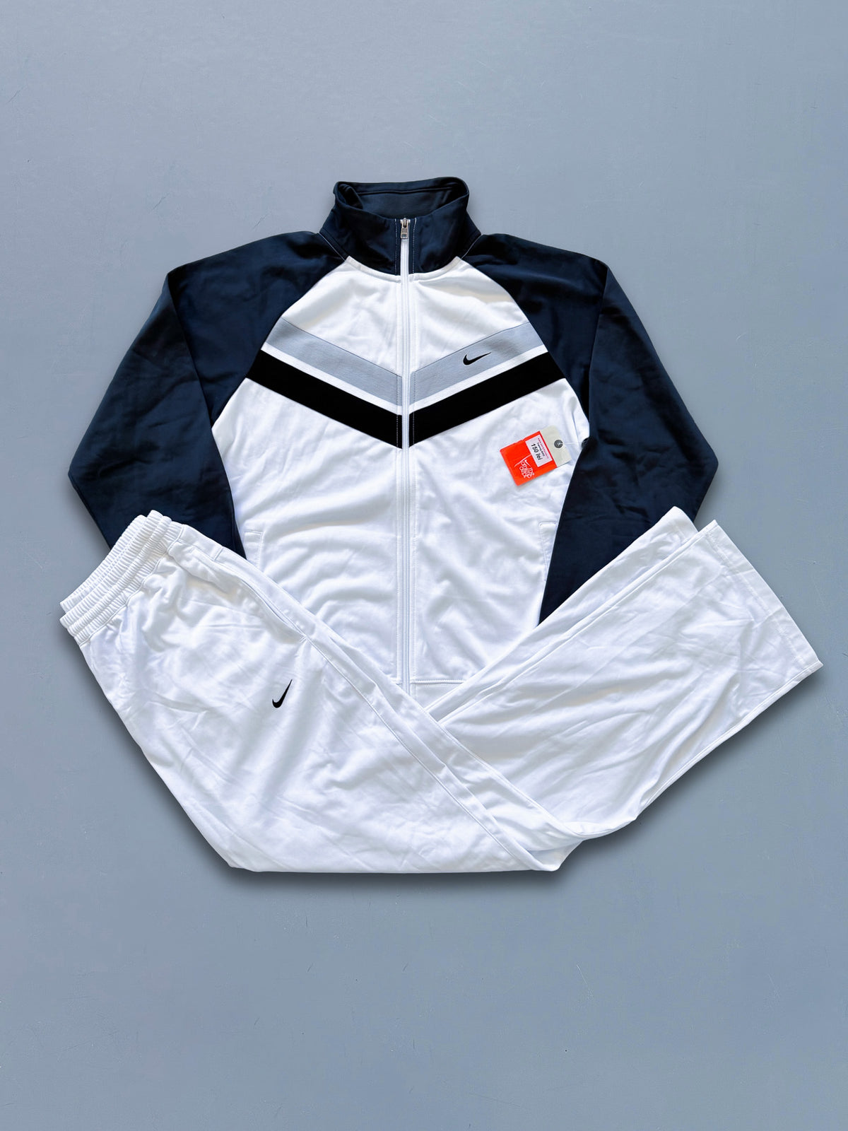 Nike Vintage *Deadstock* Tracksuit | S;M;L