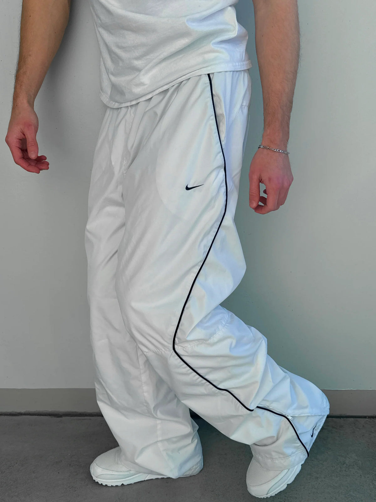 Nike Vintage PREMIUM Trackpants | L