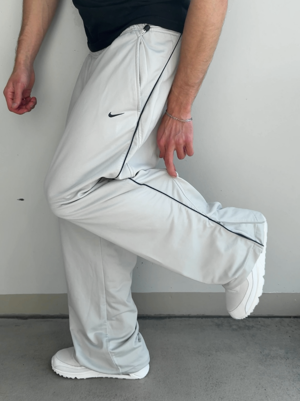 Nike Vintage *PREMIUM* Trackpants | M